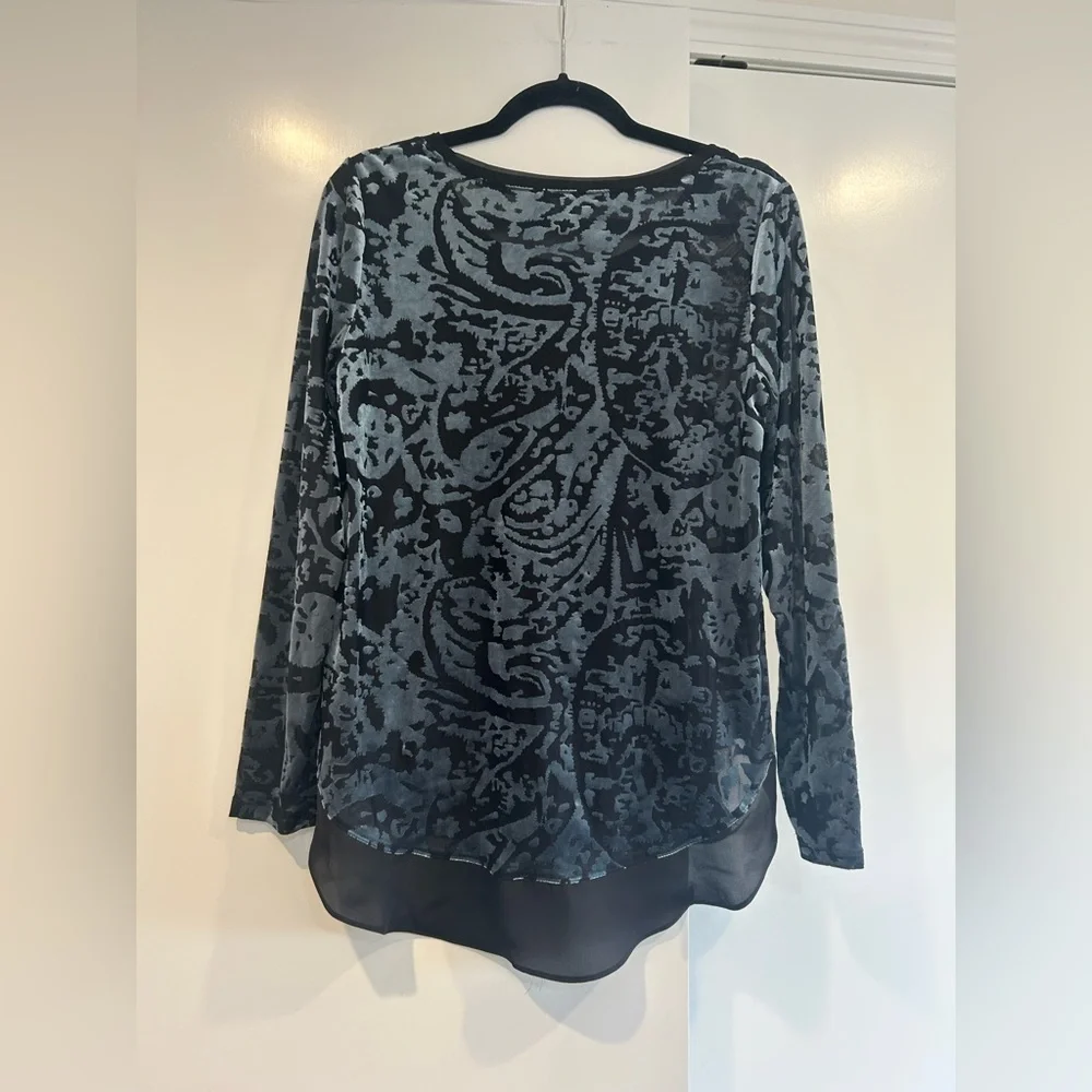 Simply Vera Wang Womens Velvet Burnout Top Size M Blue Stretch Fairy Grunge - Picture 7 of 9